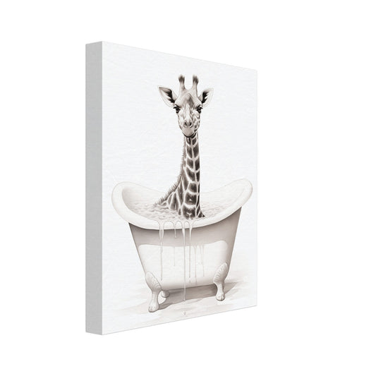 Leinwand „Entspannung in der Höhe“ mit verspielte Giraffe in einer weißen Badewanne, 20x25 cm