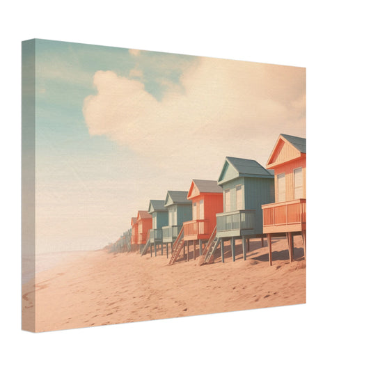 Leinwand „Farbtupfer am Strand“ mit pastellige Strandlandschaft mit bunten Strandhäusern und ruhigem Himmel, 30x40 cm