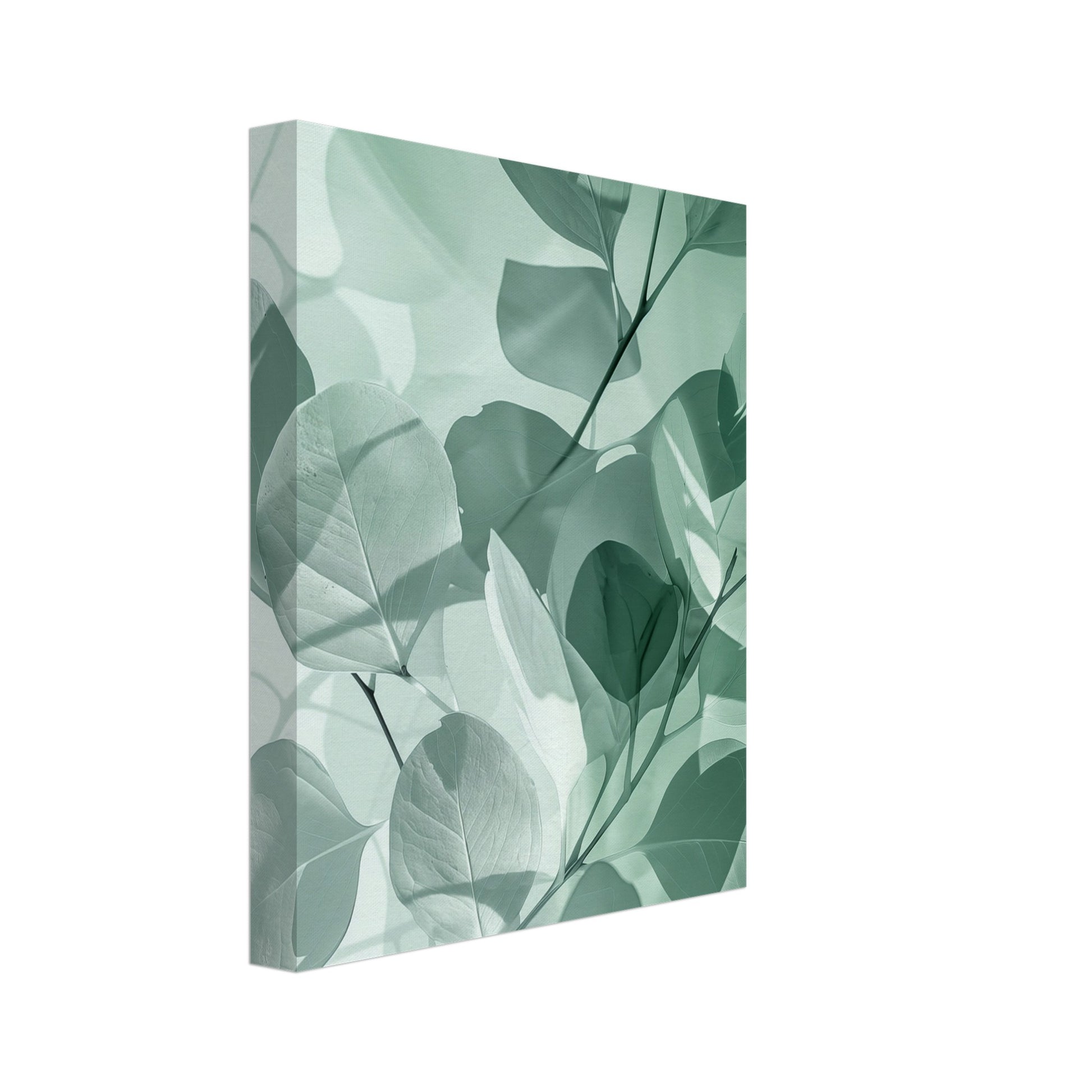 Leinwand „Eukalyptus-Träume“ mit abstrakte Eukalyptusblätter in überlagerten Mint- und Salbeigrün, 20x25 cm