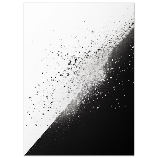 Poster „Schwarz-Weiß-Splitter 1“ mit diagonaler Schwarzweiß-Fläche mit feinem Partikelspritzer, 13x18 cm