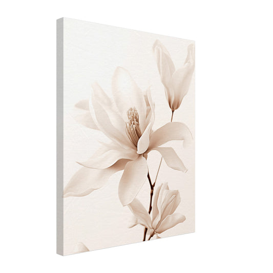 Leinwand „Zarte Erhebung“ mit Magnolienblüten in Creme und Beige auf dunklen Zweigen, 40x50 cm