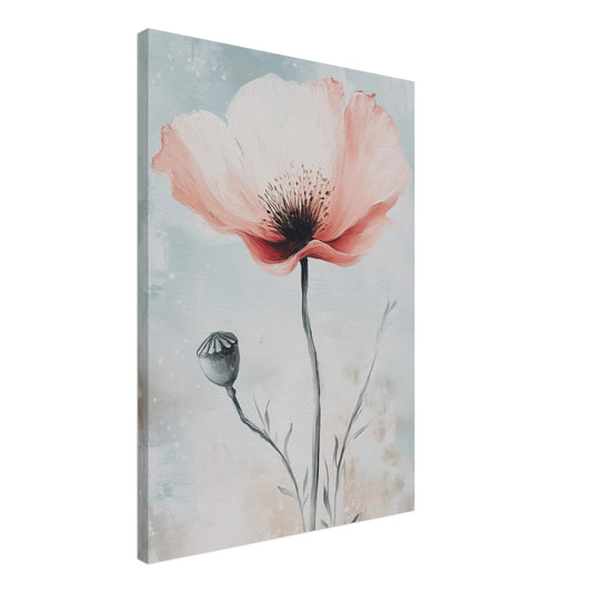 Leinwand „Mohnblume in sanften Farben“ mit zarte rosa Mohnblume vor weich aquarelliertem Hintergrund in Hellblau und Creme, 50x70 cm