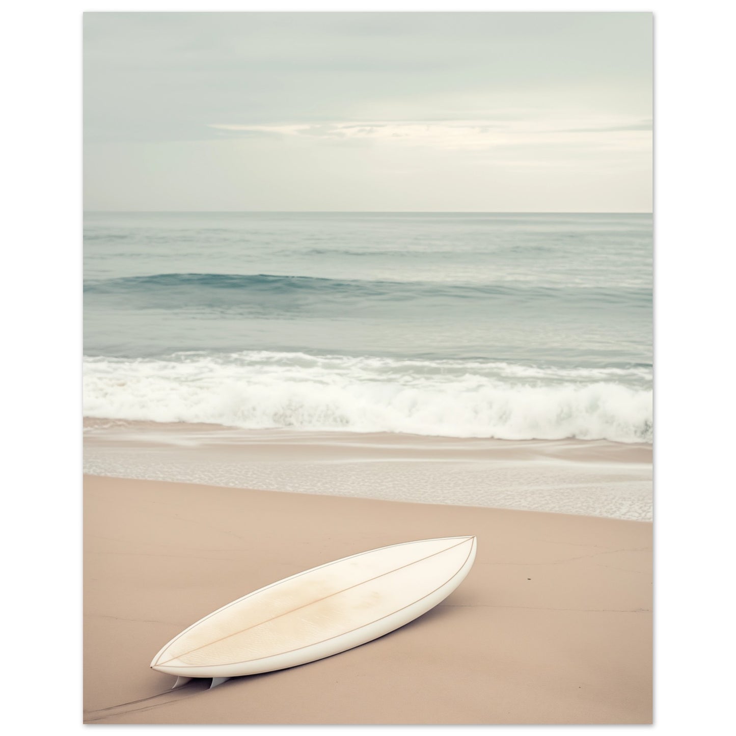 Verlassenes Surfbrett am Strand 40x50 cm - Pixara