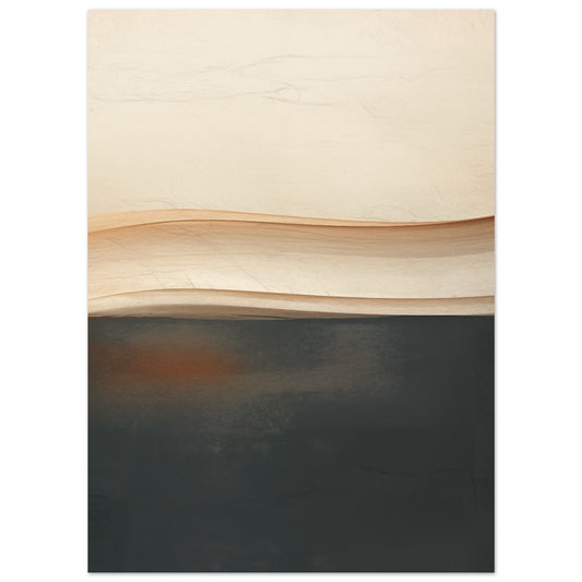 Poster „Horizon's Whisper“ mit abstrakte Horizontlandschaft aus geschichteten Flächen in Creme, Sand und Anthrazit, 13x18 cm