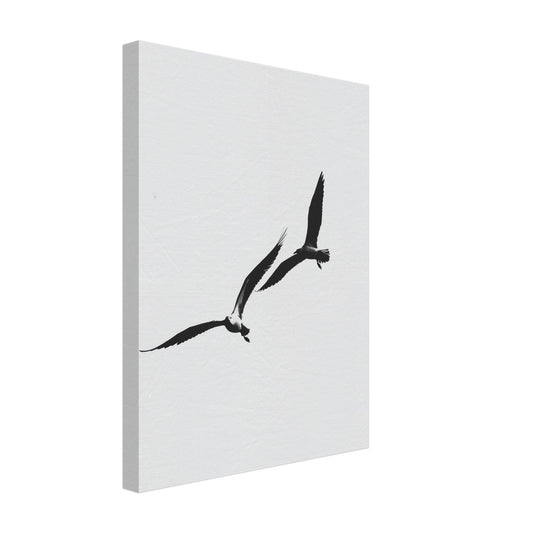 Leinwand „Schwarzer Flug“ mit zwei fliegenden schwarzen Vögeln als minimalistische Silhouetten, 30x40 cm